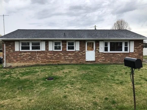 704 Robin Ct, Flatwoods, KY 41139