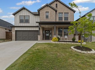 5633 Santa Elena Ct, Fort Worth, TX 76126