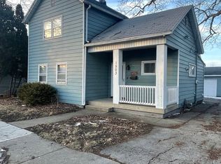 1503 W Locust St, Bloomington, IL 61701