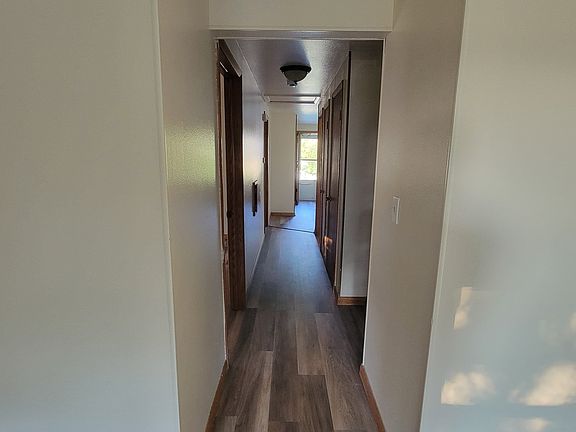 5th image of 6166 N 37th St