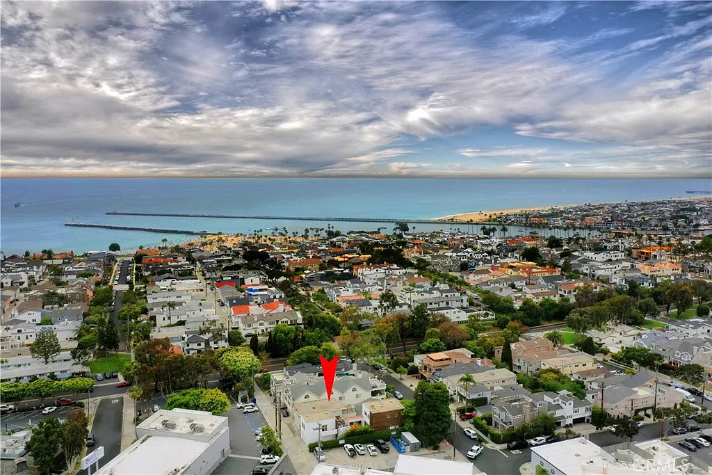 3 bed, 1300 sqft, $5,000 — Photo 3