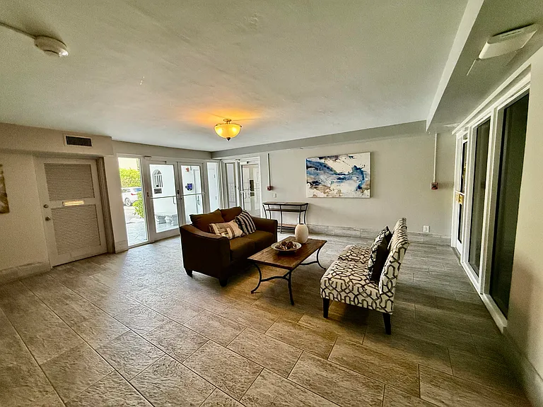 800 E Camino 408 #408 — Photo 26