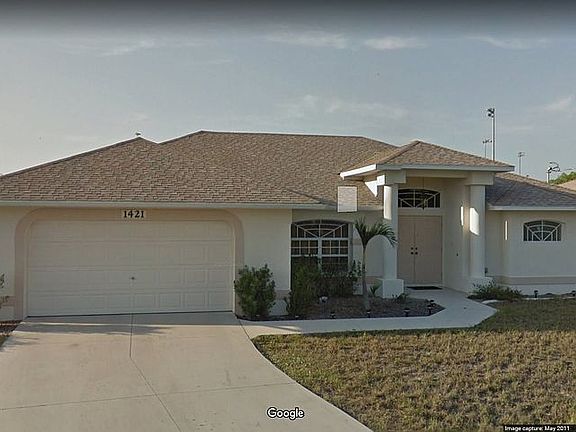 4th image of 1421 NE 2nd Ter