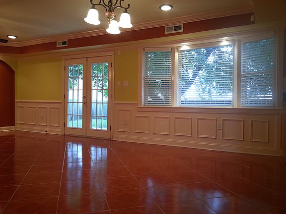4th image of 8324 Prince Dr