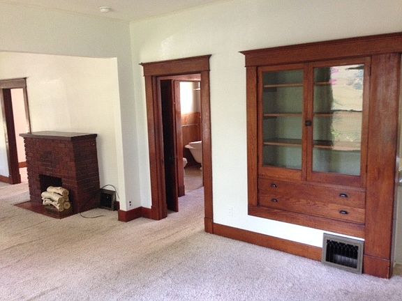 dining area w/built in china cabinet