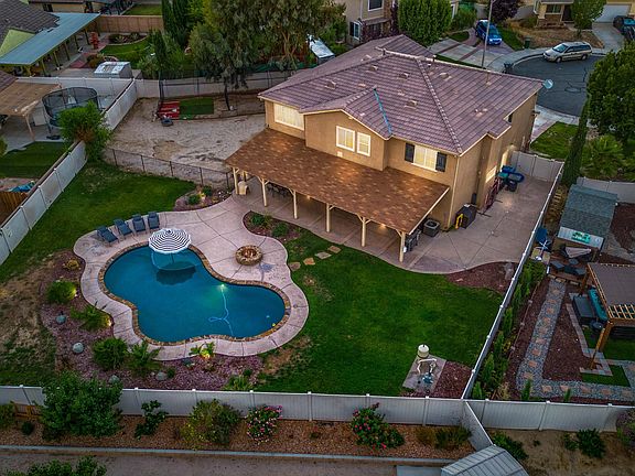 4th image of 37766 Leo Cir