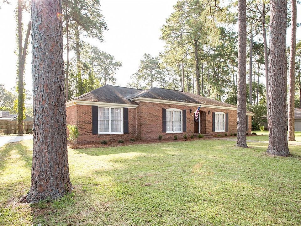 1608 Booth St, Waycross, GA 31501 Zillow