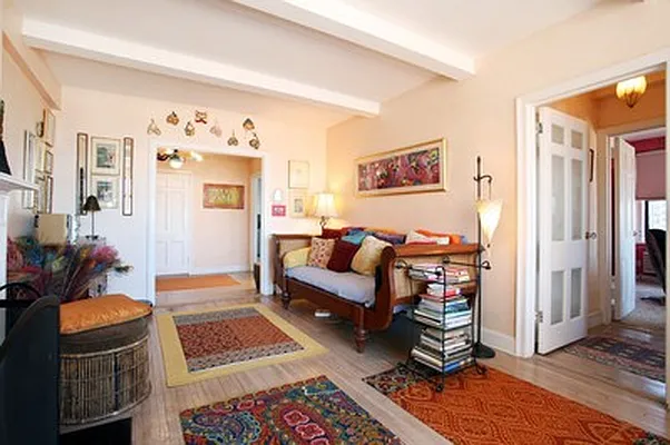 Sold by Citi Habitats | media 14