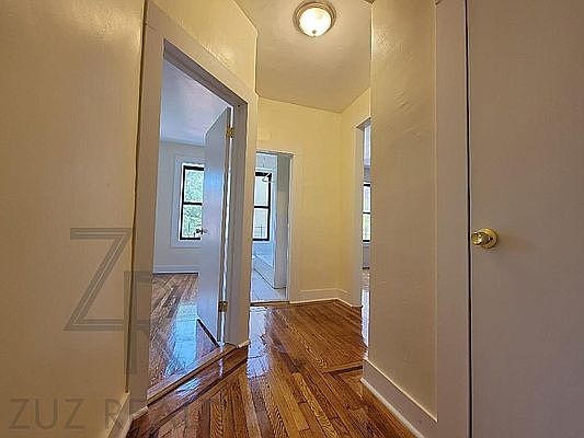 5th image of 530 Parkside Ave #1A