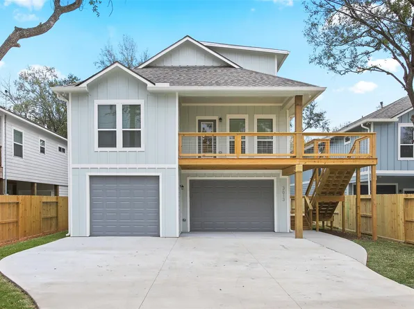 3613 Pecan Dr, Bacliff, TX 77518