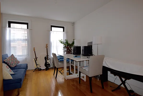Rented by REAL New York | media 15