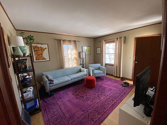 5th image of 3013 Taylor St NE