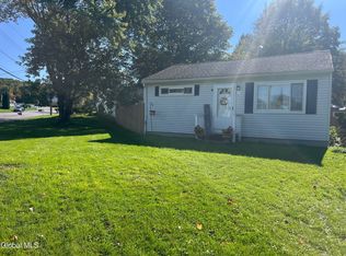33 Plaske Drive, Schenectady, NY 12309
