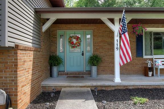 5th image of 119 Meadowstone Dr