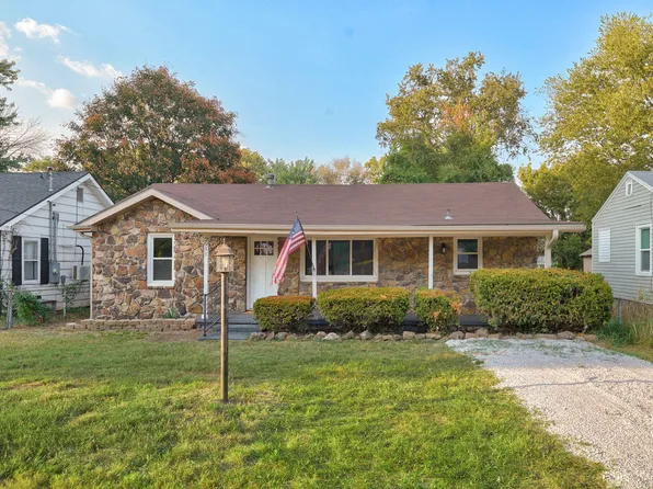 2911 W Latoka Street, Springfield, MO 65807