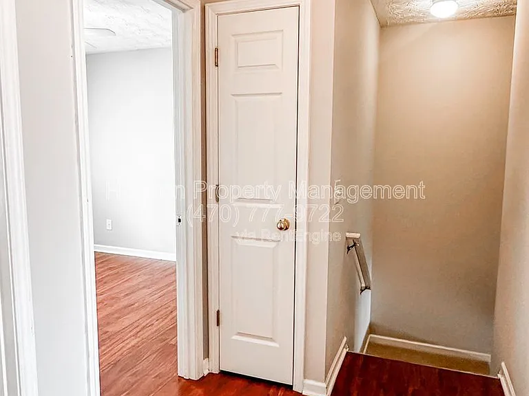 19 Pearl Chambers Dr — Photo 9