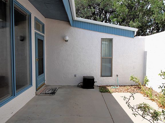5th image of 453 Grand Canyon Dr