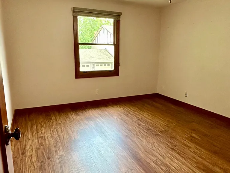 1565 E Lenz Ln #1 — Photo 21