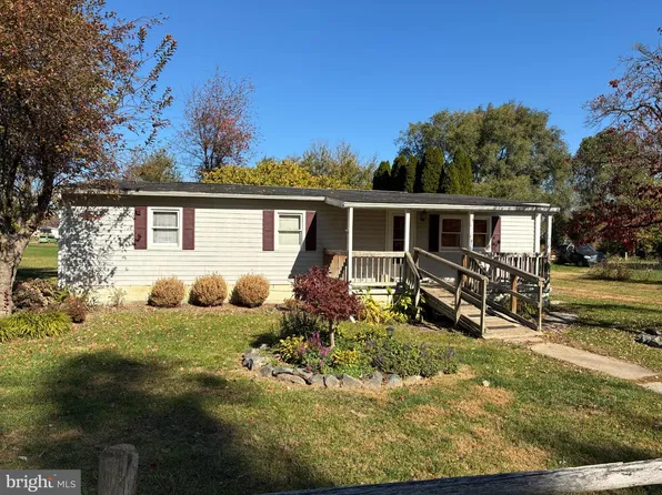 410 W 4th Ave, Ranson, WV 25438