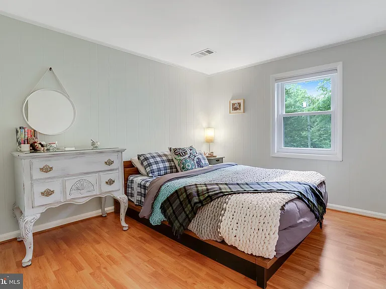 8805 Menard Ct — Photo 24