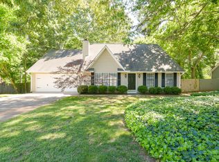 1354 Gray Rock Dr, Marietta, GA 30066
