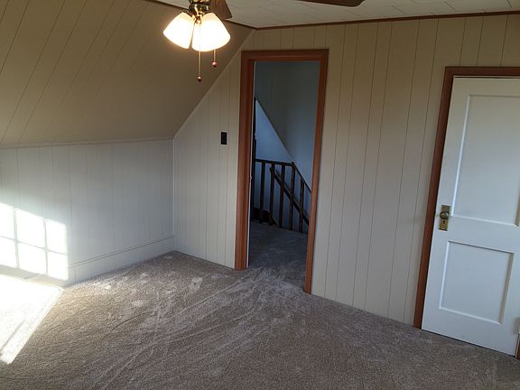 5th image of 407 E Slingluff Ave