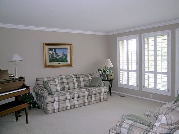 4th image of 2430 E Arnett Dr