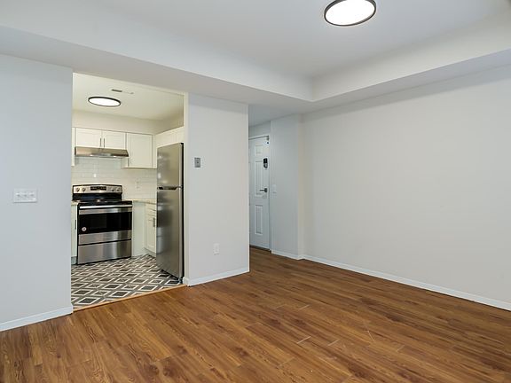 4th image of 5322A Savoy Ct