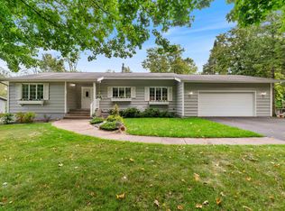 1020 Redbud St, Duluth, MN 55811