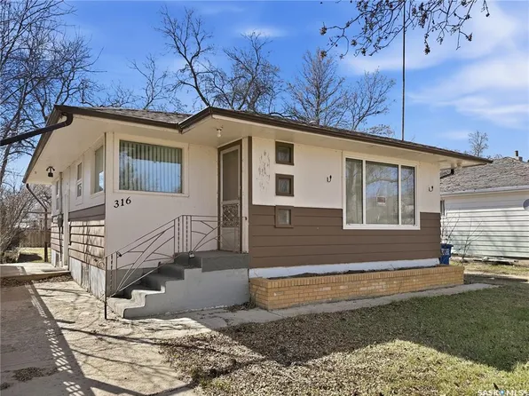 316 Dennis STREET, Herbert, SK S0H 2A0