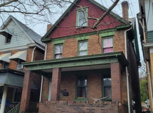 1017 4th St, Braddock, PA 15104