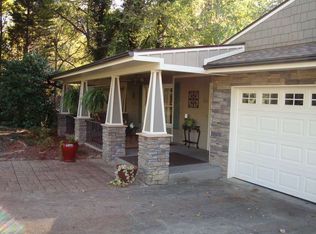 54 Broadway Ave, Tryon, NC 28782