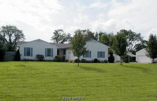 1st image of 224 Princess Anne Dr