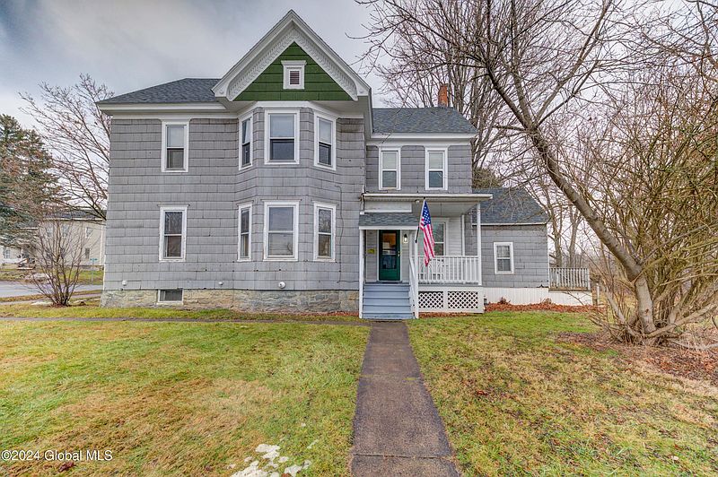 3rd image of 438 N Perry Street