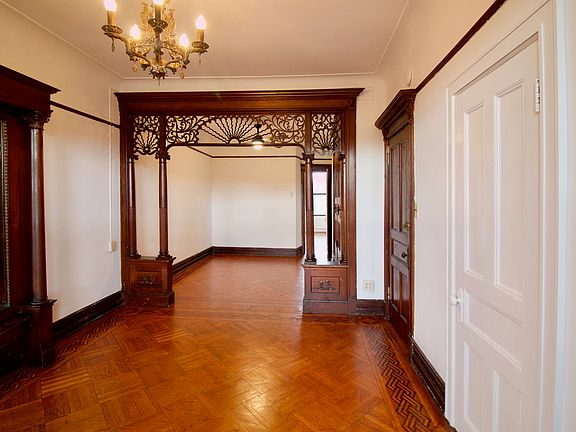 2nd image of 403 Caton Ave #3