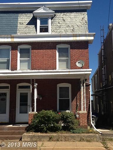 1st image of 820 Washington Ave