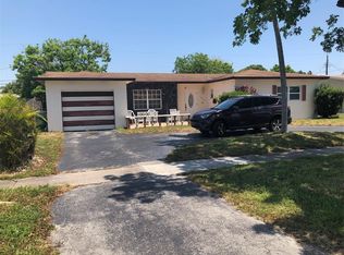 4921 NW 16th St, Lauderhill, FL 33313