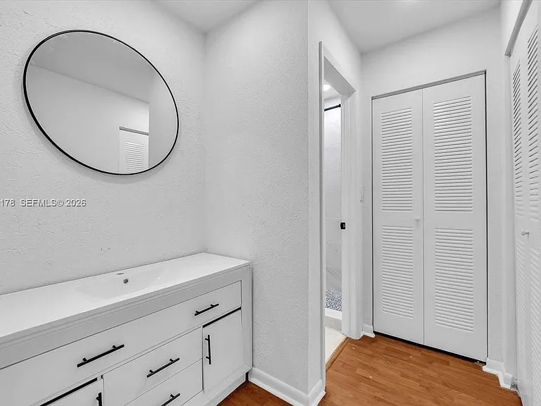 12370 SW 52nd St — Photo 38