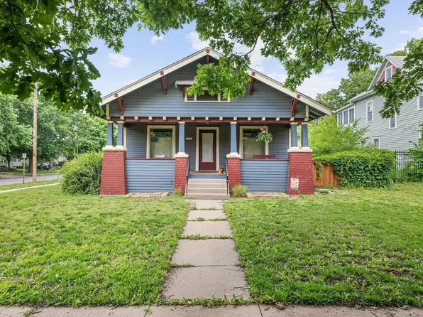 328 W 7th St, Newton, KS 67114