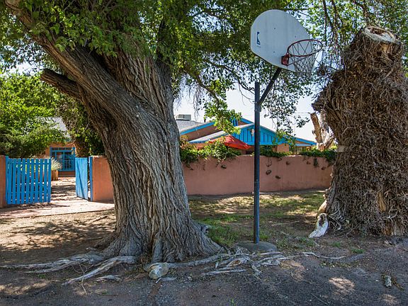 4th image of 80 Chughole Ln