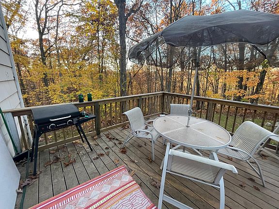 Trek Deck and outdoor patio