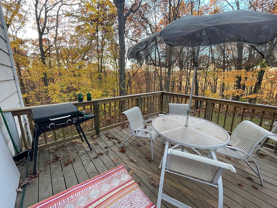 Trek Deck and outdoor patio