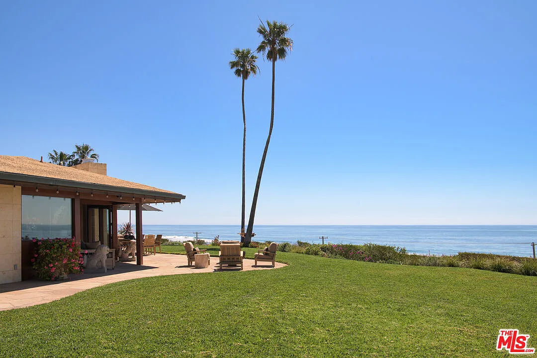 4 bed, 6.0 bath, 7900 sqft, $75,000 — Photo 3