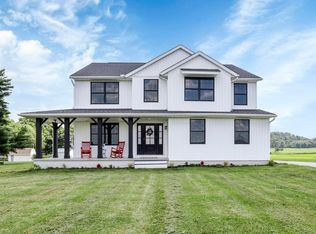 214 Becks Knob Rd SW, Lancaster, OH 43130