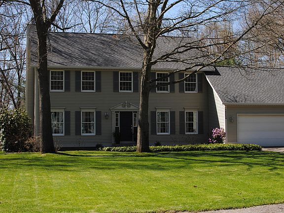 2nd image of 15456 Royal Oak Dr