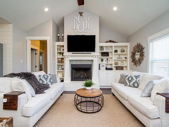 4th image of 1305 Oak Glenn Pl