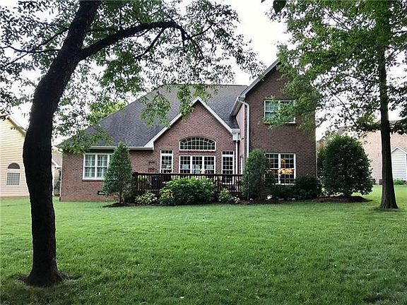 4th image of 1727 31st Avenue Ln NE