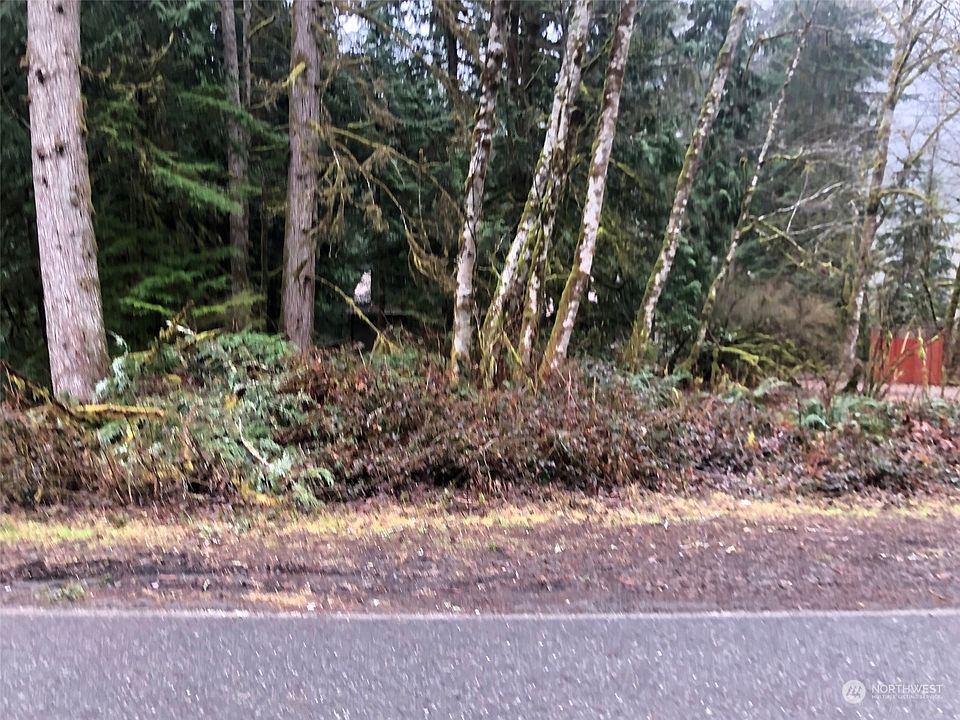 2nd image of 22 Bigleaf Lane
