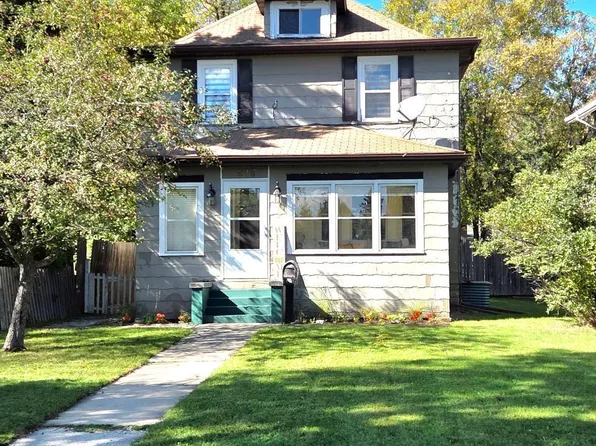 816 3rd St, International Falls, MN 56649