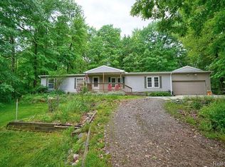 4455 Ormond Rd, Davisburg, MI 48350